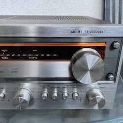 1979 Onkyo TX-2500 MKii Receiver Amplifier