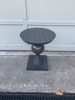 Wooden Round Pedestal Side Table