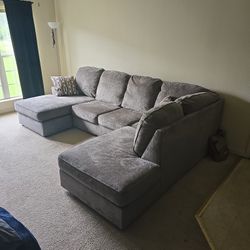 Sectional Couch 