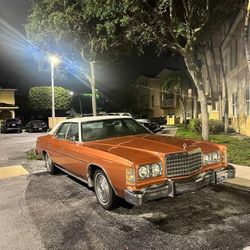 FORD LTD 1977 ANTIGUO