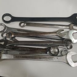 Combination wrenches