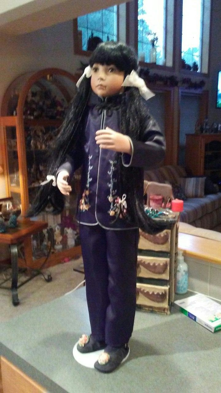 Porcelain collectible doll Japanese have box came in.