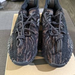 Yeezy 350 V2 MX Rock