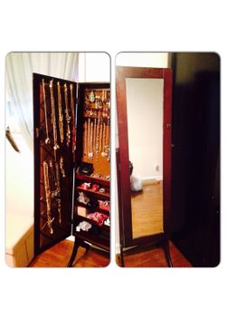 Jewelry organizer w/ mirror