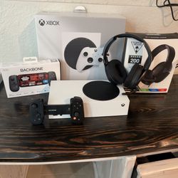 Xbox Series S Bundle 1TB + Backbone Controller + Turtle Beach Headset