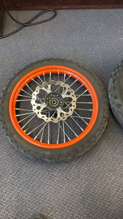 tuttio soleil 01 front & rear tires
