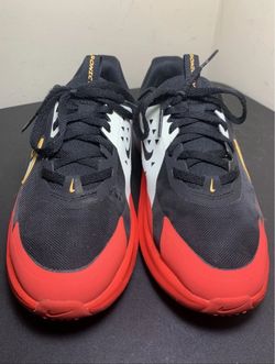 Boys Nike Sonic Fly Sneakers (Size 5Y US) Good Condition