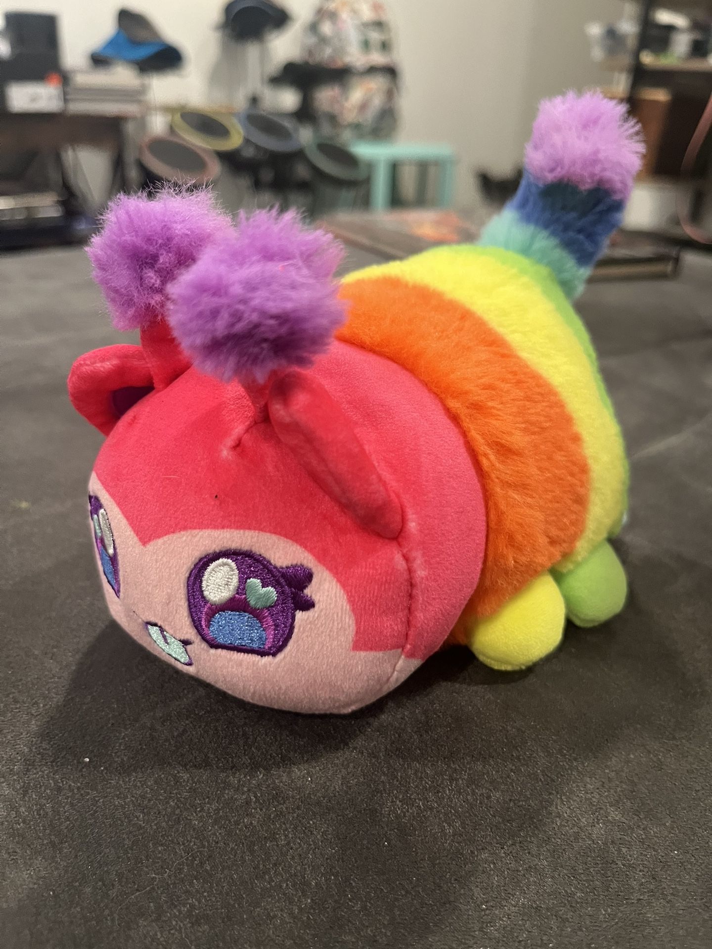 Aphmau Meemeow - Rainbow Caterpillar Cat