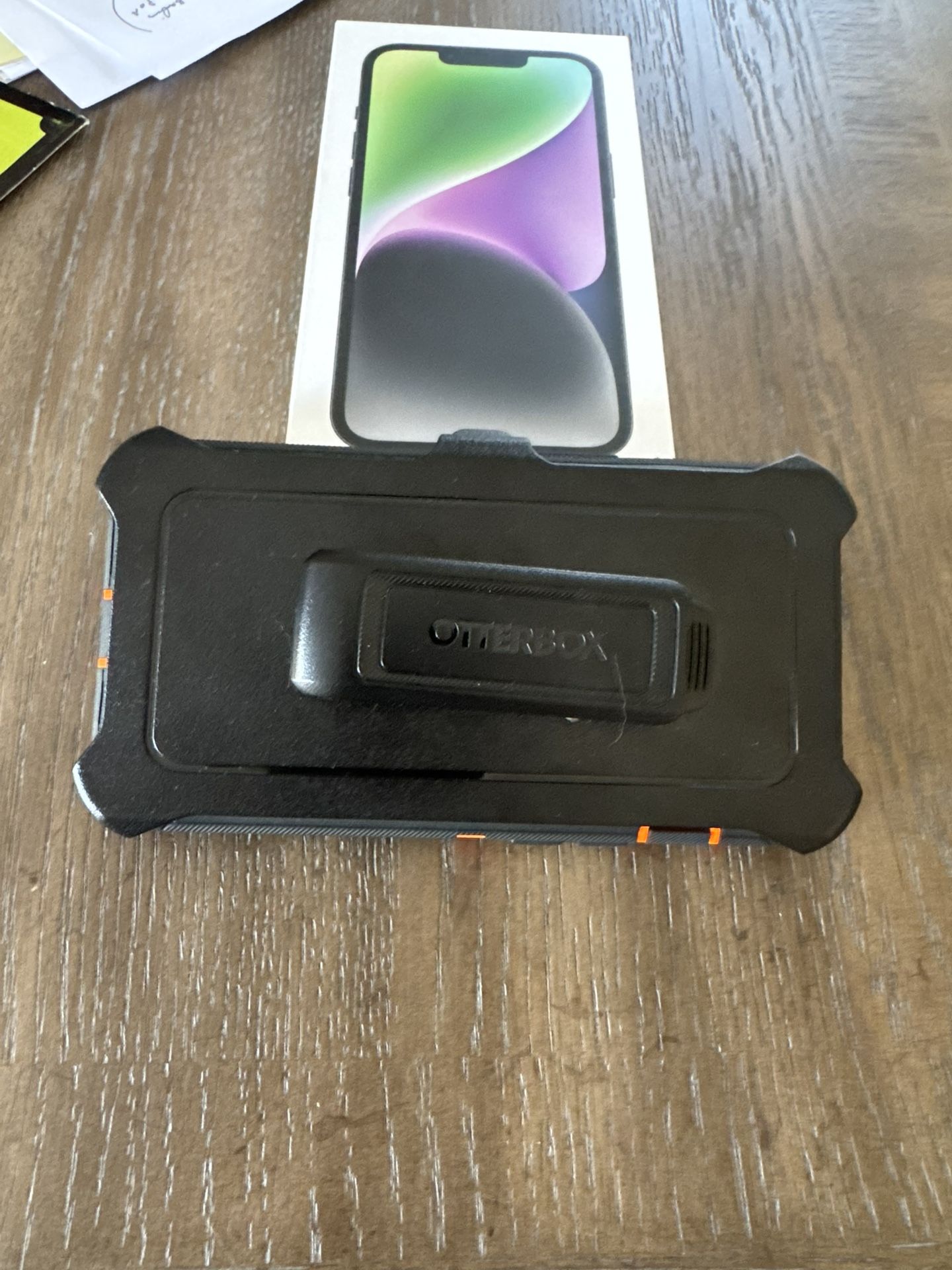 IPhone 14 with otter box