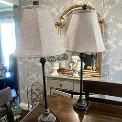 Lamp pair
