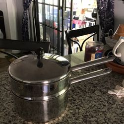 3 Pieces WOLF GANG PUNK CAFE COLLECTION. 2.5 Qt Sauce Pans And Steamer, With Lid  