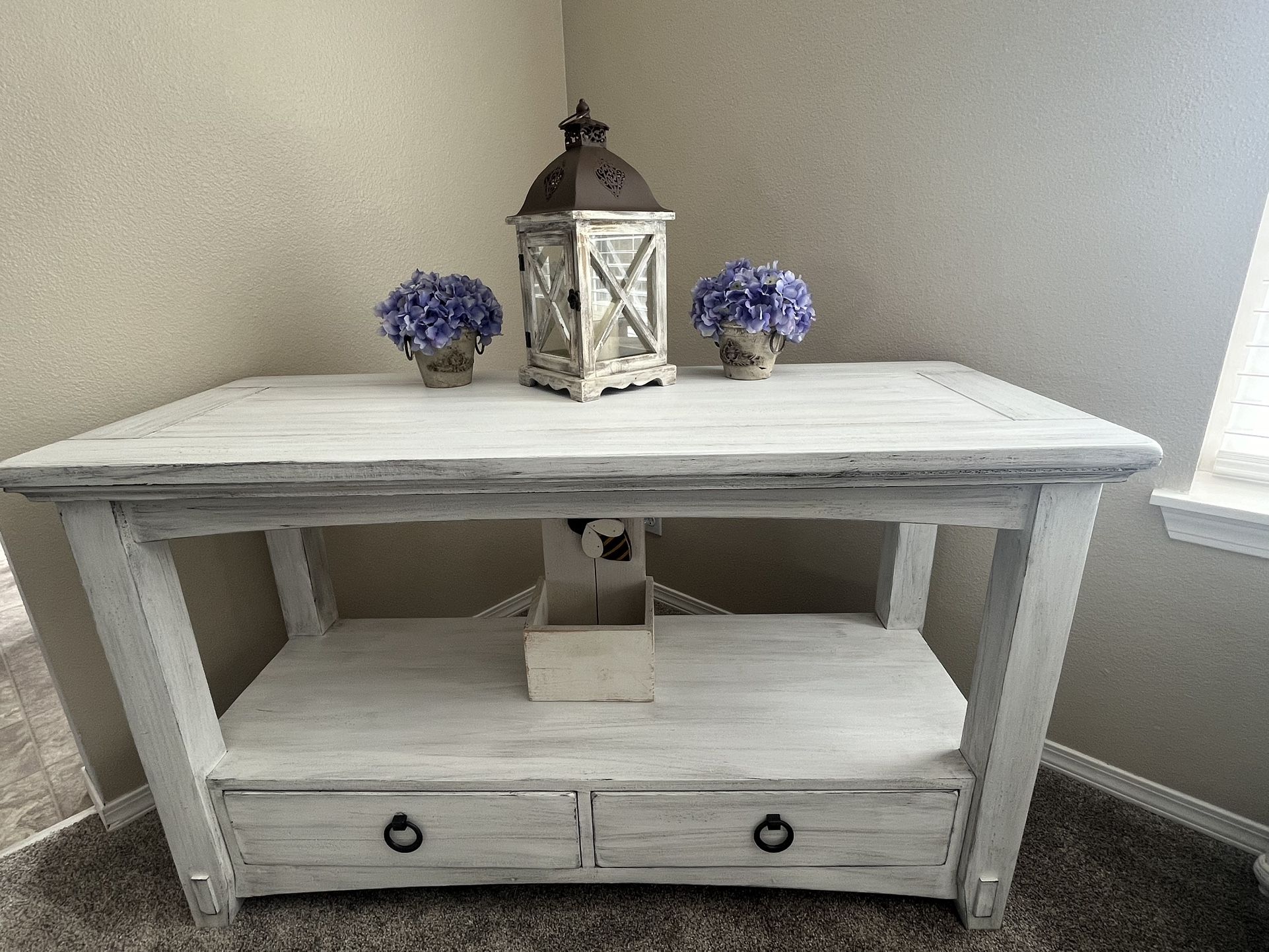 Custom Finished Rustic Farmhouse, Entry Table/ Buffet / Tv Stand