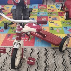 Toddler tricycle