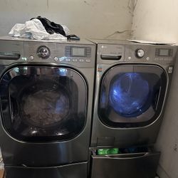 Washer & Dryer