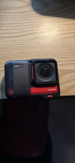 Insta 360 one rs