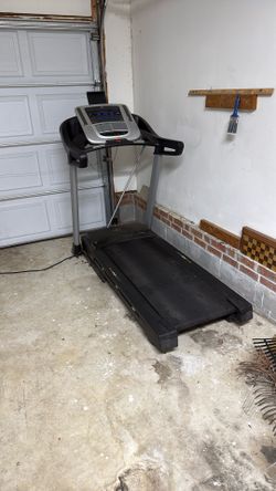 Treadmill – Great Condition 