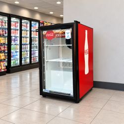 Commercial Coca-Cola Imbera VR06 Glass-Door Beverage Cooler – Ice Cold