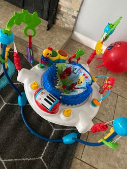 Baby Einstein bouncer