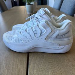Nike KD 18 TB Triple White Mens Size 11 BRAND NEW