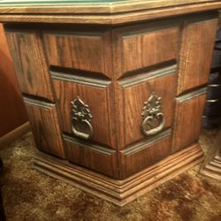 End Table.      $50