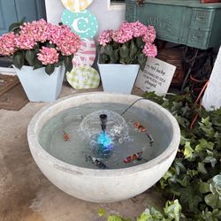 New Large Concrete Water Fountain Pond