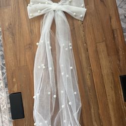 Bridal Accessory - bow clip 