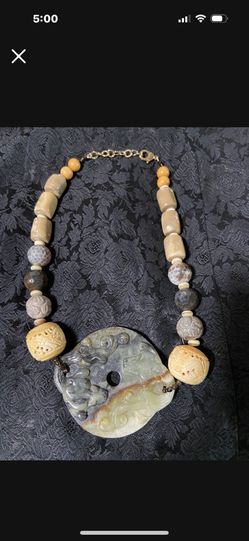 Jade & Natural Stones Pendant/Necklace