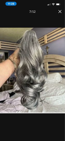 NEW Silver/Gray Synthetic Hair 20” ponytail Curly  SALE Only  $10 🎉