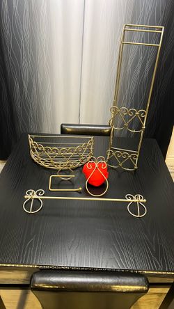 5 Piece Restroom Accessories/Decor Set