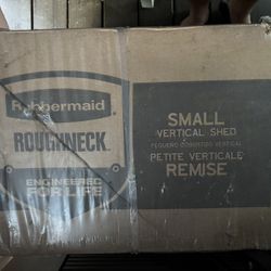 Rubbermaid Roughneck Small Vertical Shed-NEW
