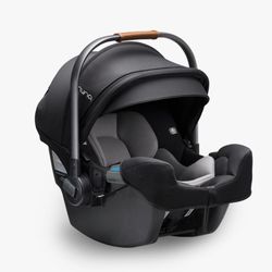 Nuna Pipa Carseat 