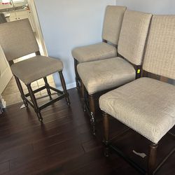 Table And Chair Set For Sale 