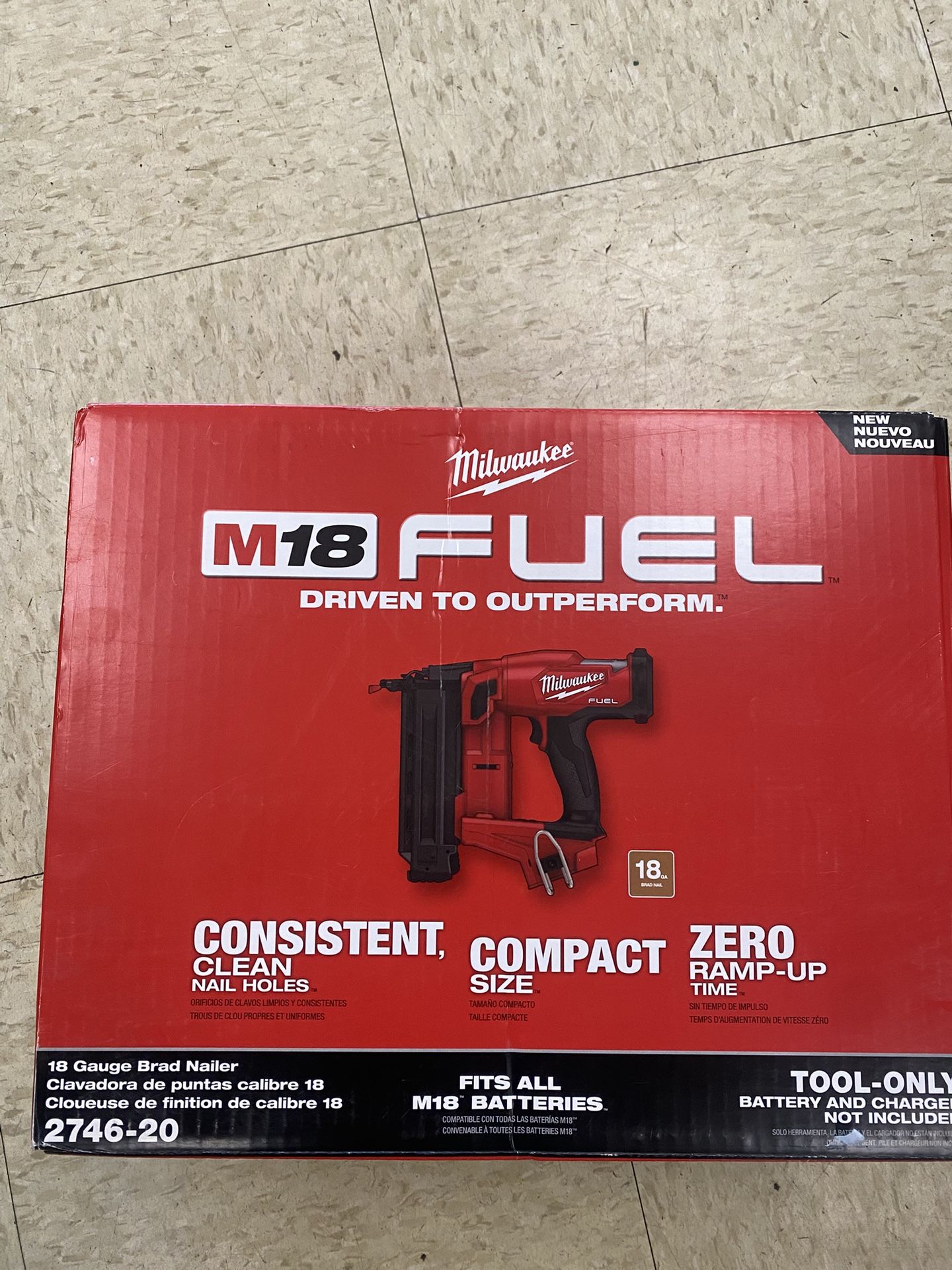 Milwaukee M18 Fuel 18 Gauge Brad Nailer