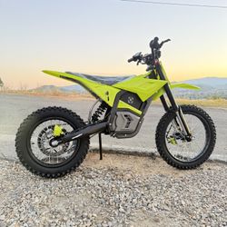 EM5 PRO 60v E-Moto 
