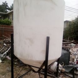 4000 Gallon Water Tank