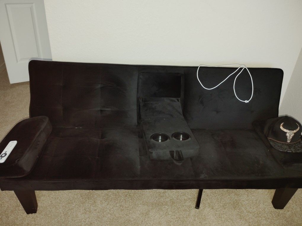 Brand New Futon With Cup Holders In Middle Very Comfy