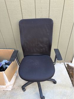 Black Mesh Desk Chair