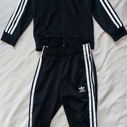 Kids adidas sweatpants set