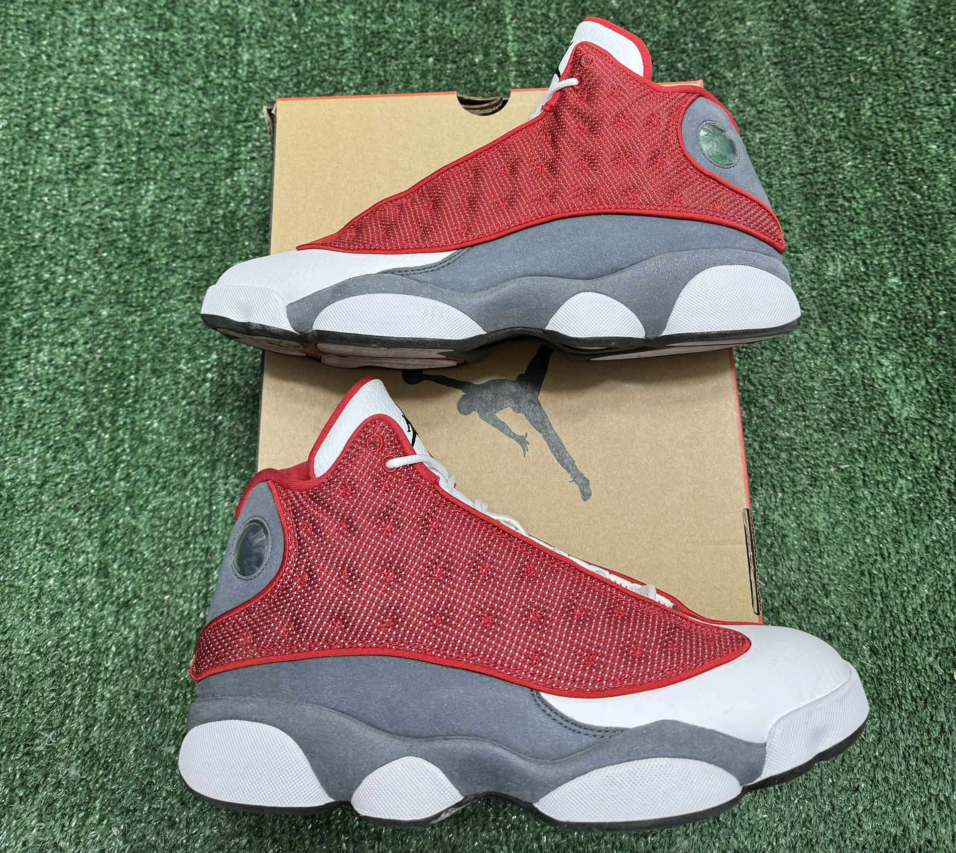 Jordan Red Flint 13s size 9.5 VNDS