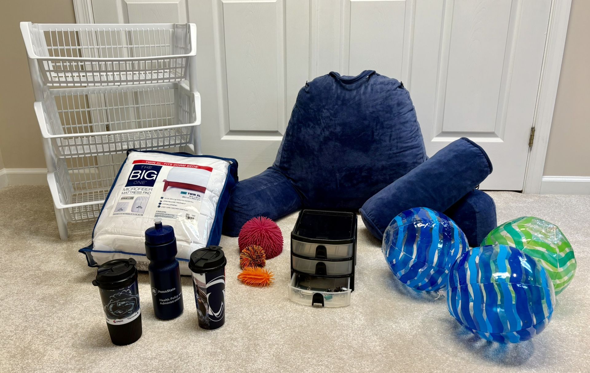 College Dorm Room Items