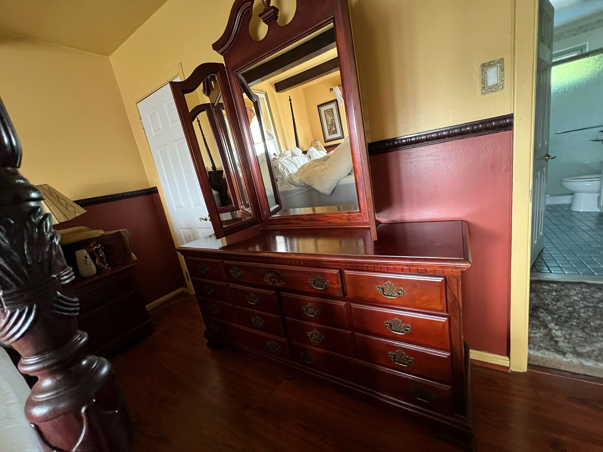 Antique Victorian Carved Mahogany Dresser w/ Mirror