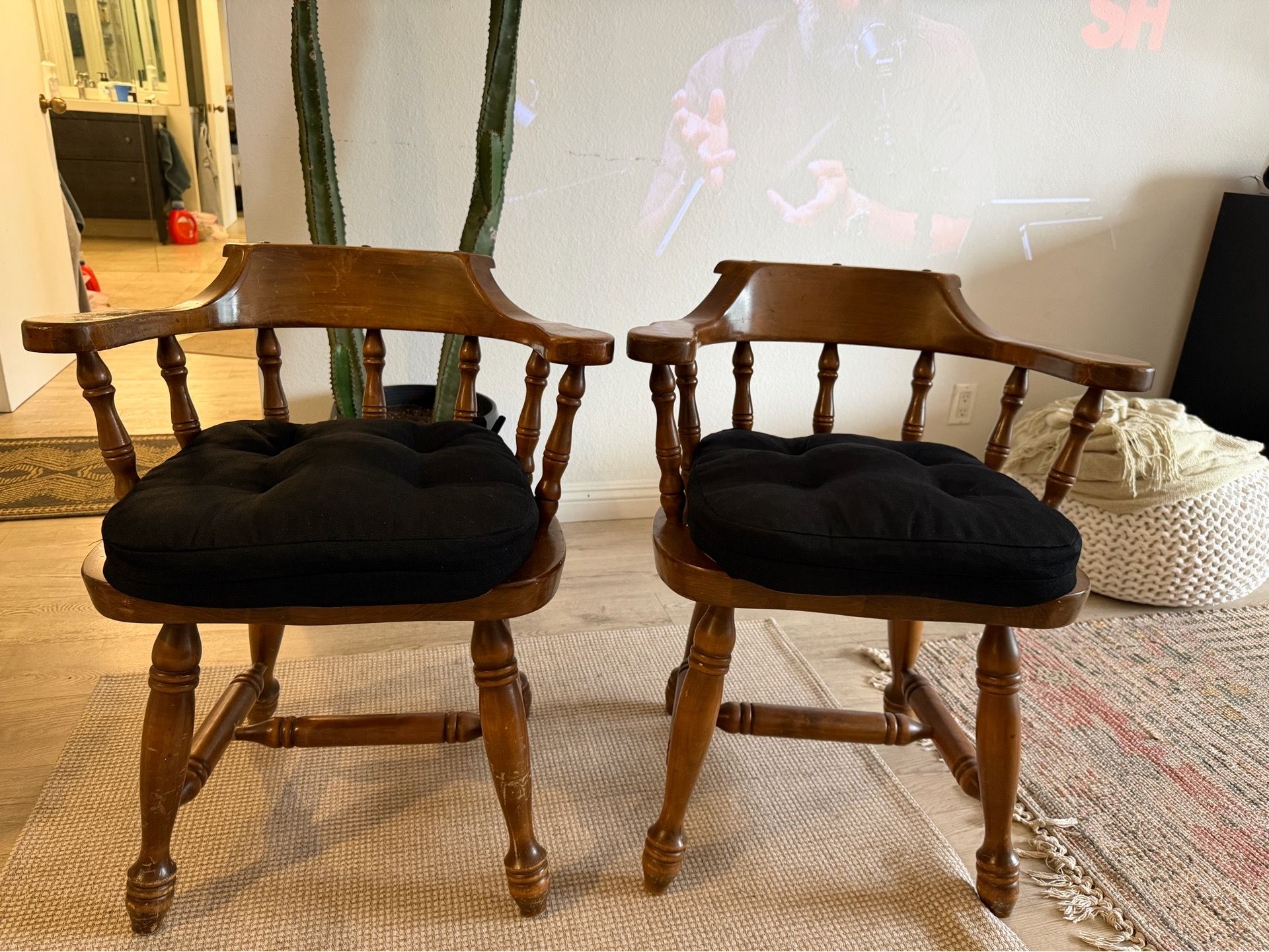 Set of 2 wooden dining chairs