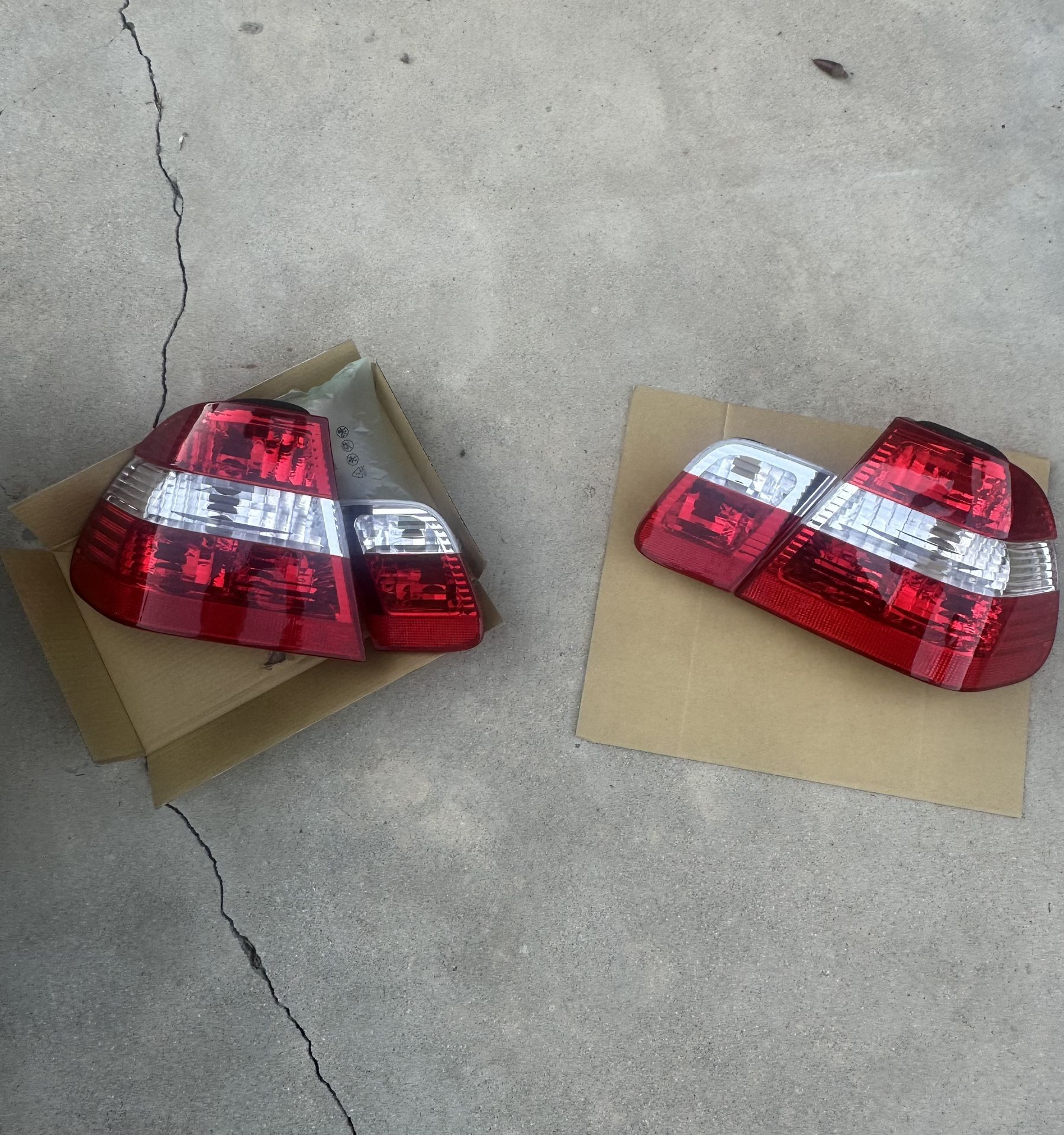 BMW E46 Taillights