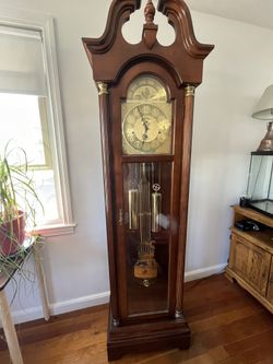 Beautiful Ridgeway grandfather clock