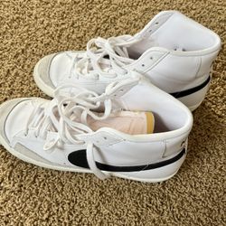 Nike Blazers Size 9