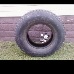 Radial LT courser 235/85r16 mount only on 16 inch rims