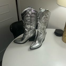 Women’s Silver Cowboy Boots 6.5 Size