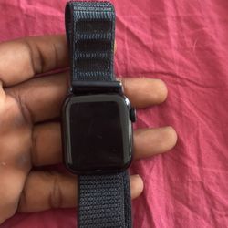 2024 Apple Watch SE 