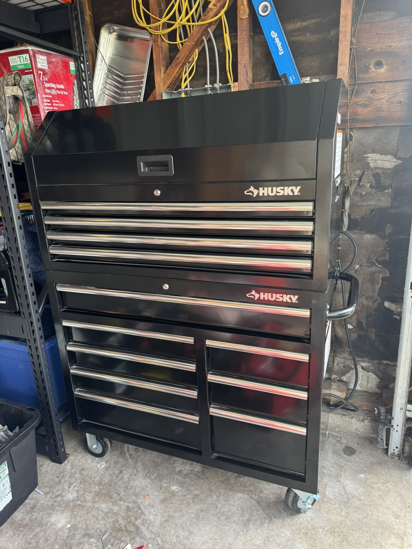 Husky Tool Box New