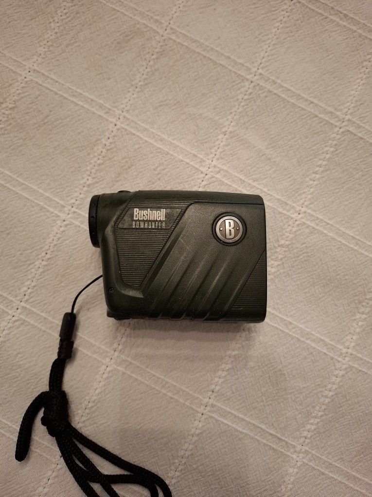 Bushnell Range Finder